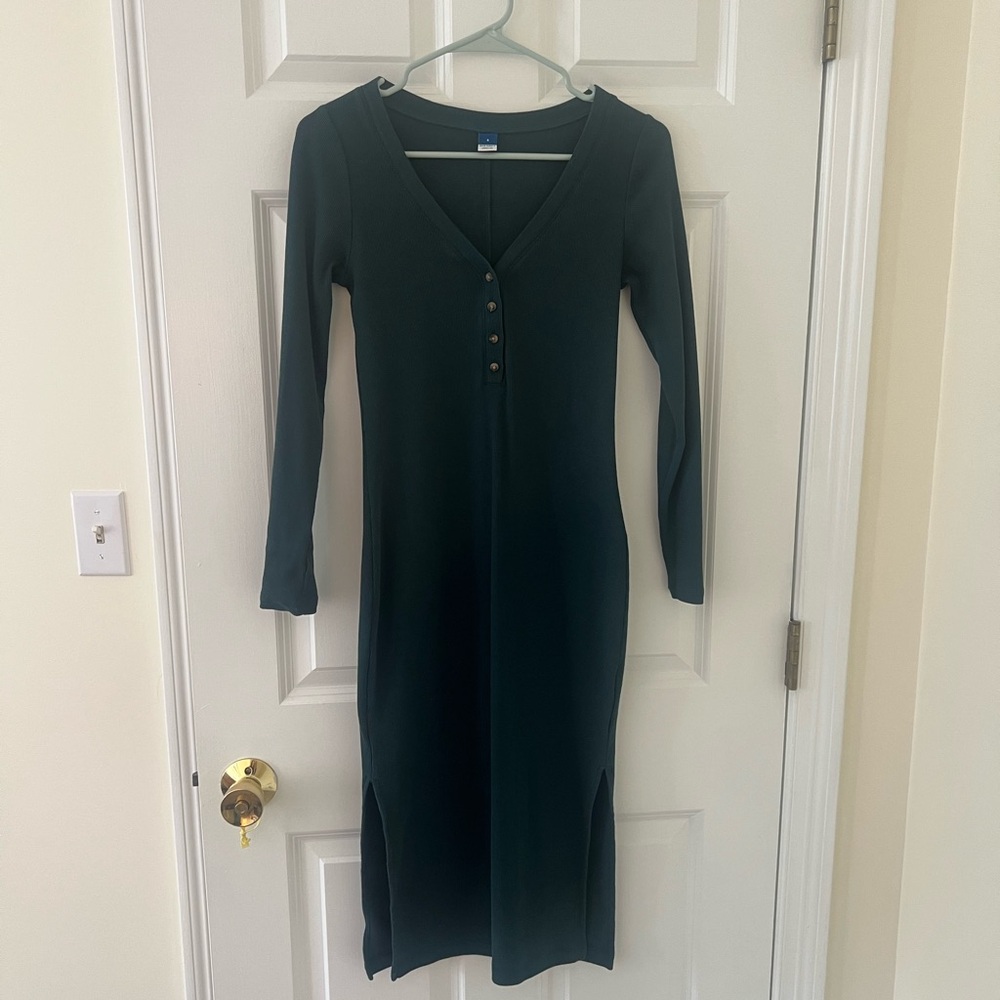 Old Navy Hunter Green Long Sleeve V-Neck Midi Dress